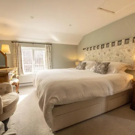 1 School Lane Holiday home *