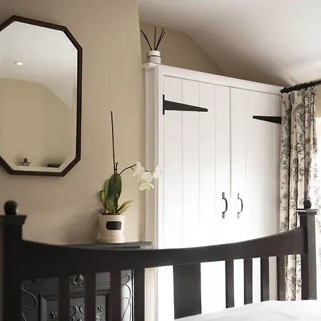 1 School Lane * Malton